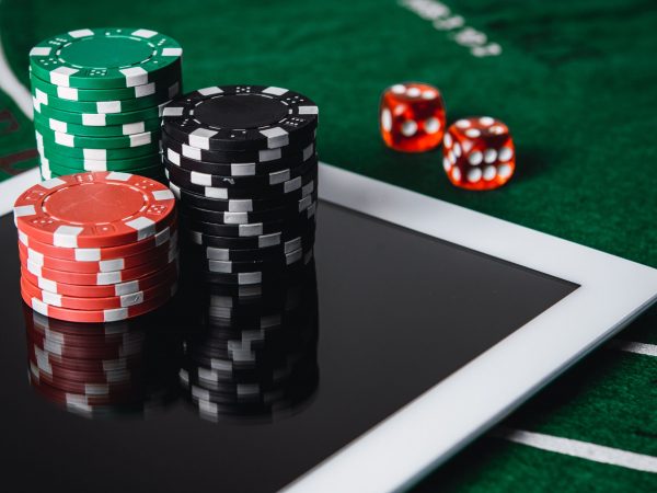 Exploring Mobile Casino Gaming: Top Global Platforms And Legal Insights